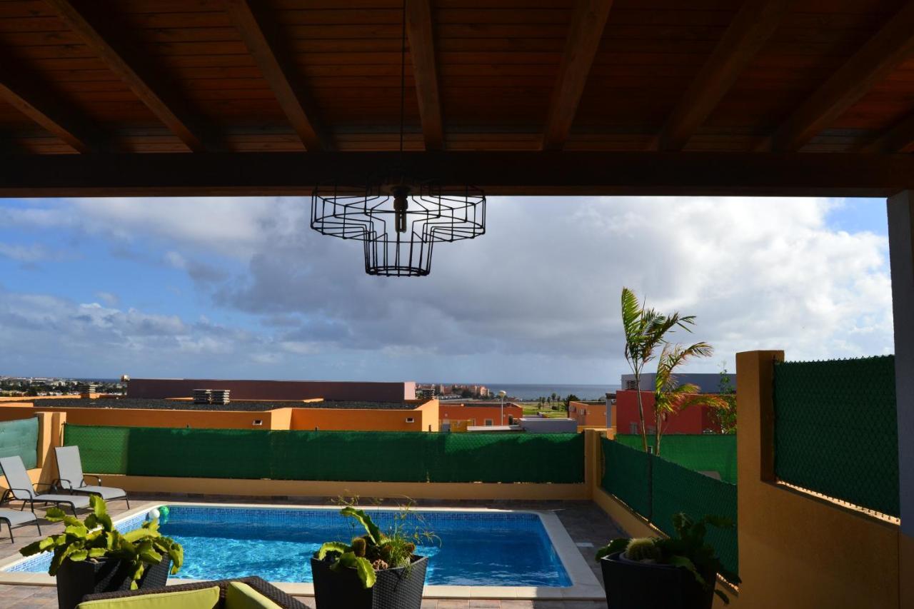Golf Las Salinas Villa Carlotta With Private Heated Pool With Additional Cost Caleta De Fuste Exterior photo