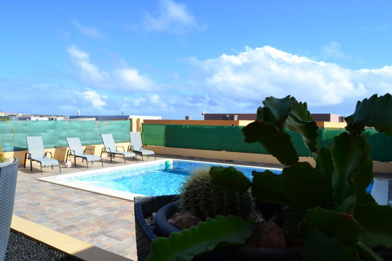 Golf Las Salinas Villa Carlotta With Private Heated Pool With Additional Cost Caleta De Fuste Exterior photo