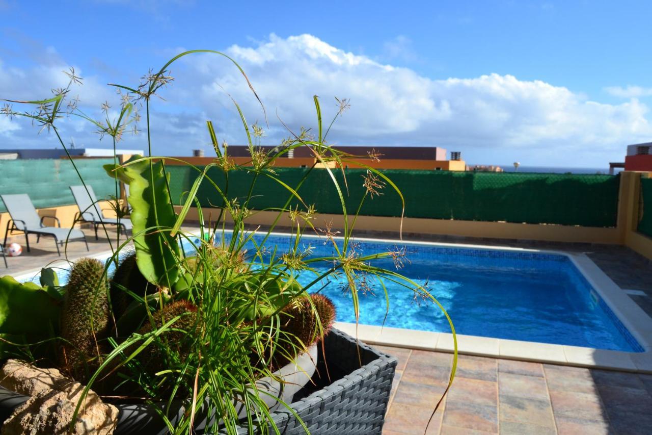 Golf Las Salinas Villa Carlotta With Private Heated Pool With Additional Cost Caleta De Fuste Exterior photo